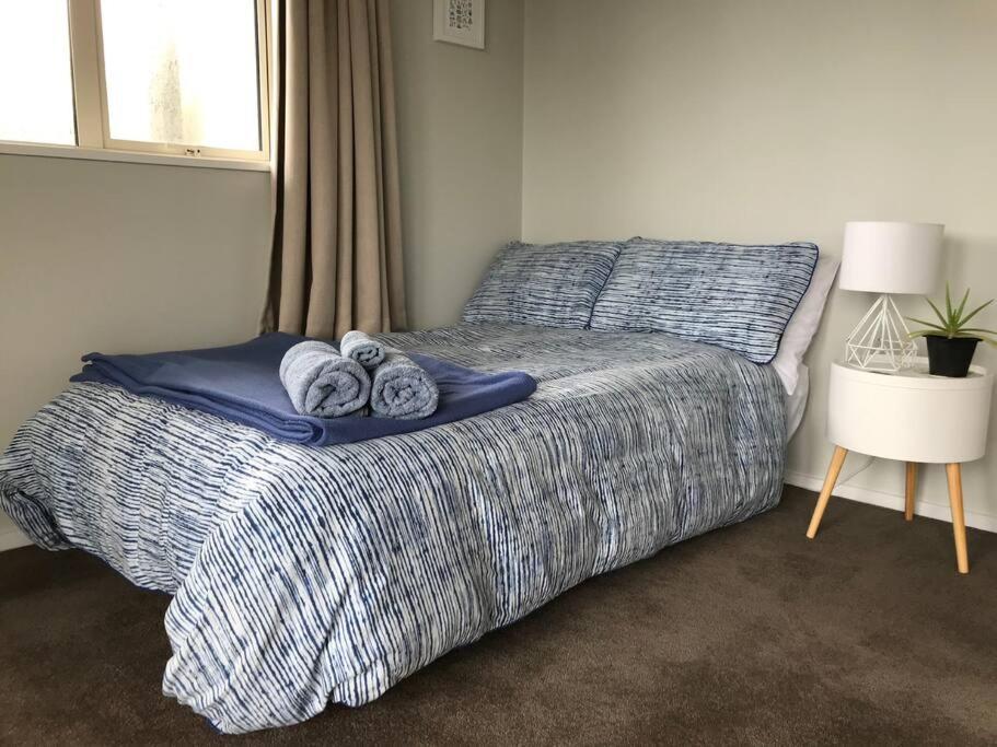 Beachside Apartment Хокитика Экстерьер фото